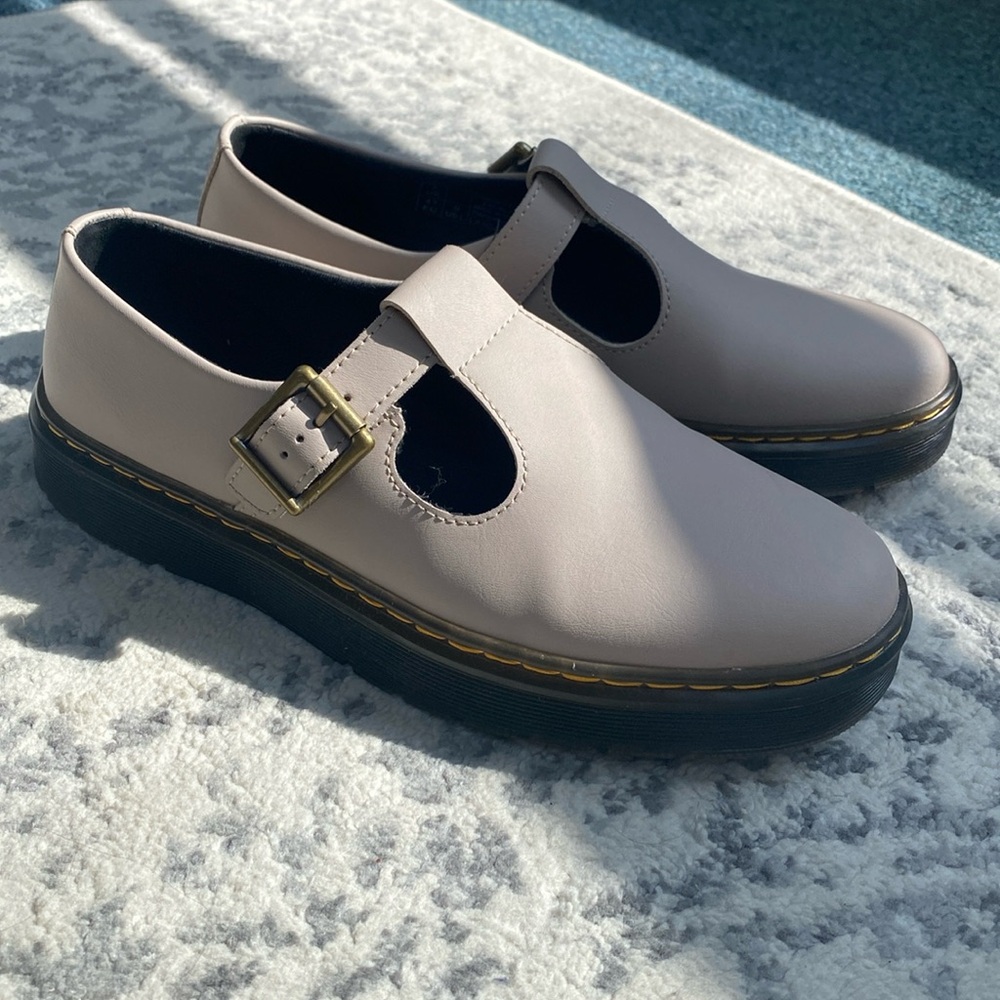 Dr. Martens Zavala Mary Jane size 9